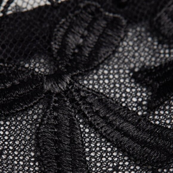 Frou Frou Romance Brazilian G-string - Picture 5 of 6